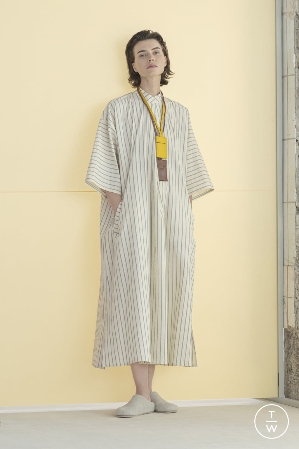 Fashion Week Paris Spring/Summer 2022 look 8 from the Nehera collection 女装