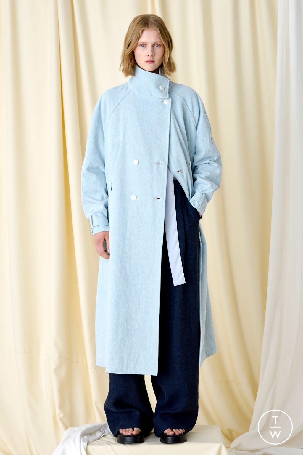 Fashion Week Paris Resort 2024 look 21 de la collection Nehera womenswear