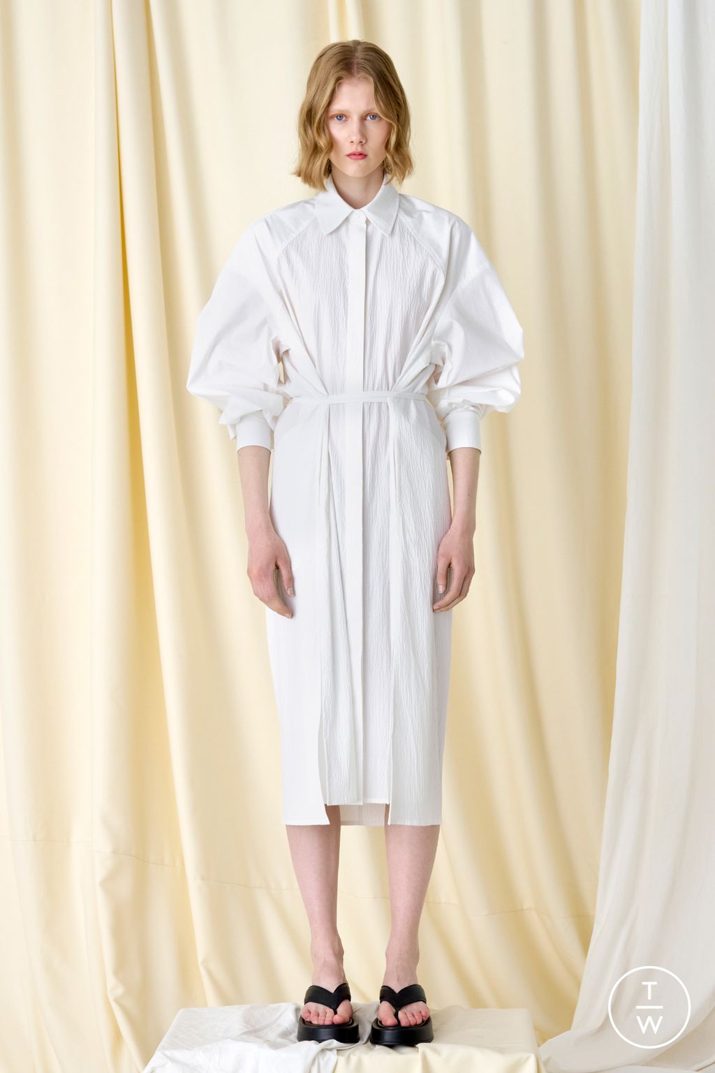 Fashion Week Paris Resort 2024 look 27 from the Nehera collection womenswear