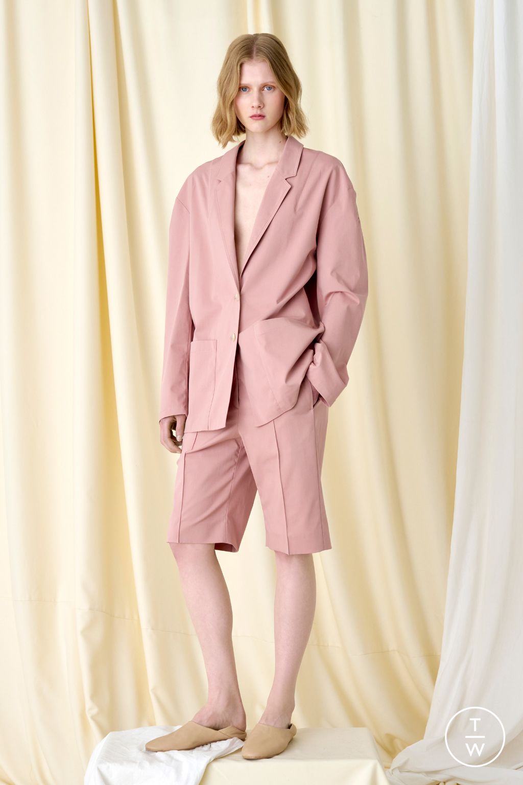 Fashion Week Paris Resort 2024 look 29 from the Nehera collection womenswear