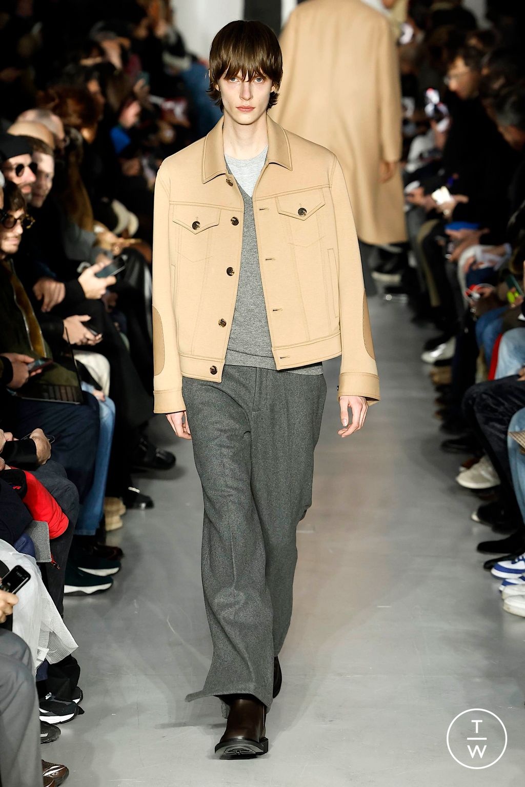 Fashion Week Milan Fall/Winter 2024 look 2 from the Neil Barrett collection 男装