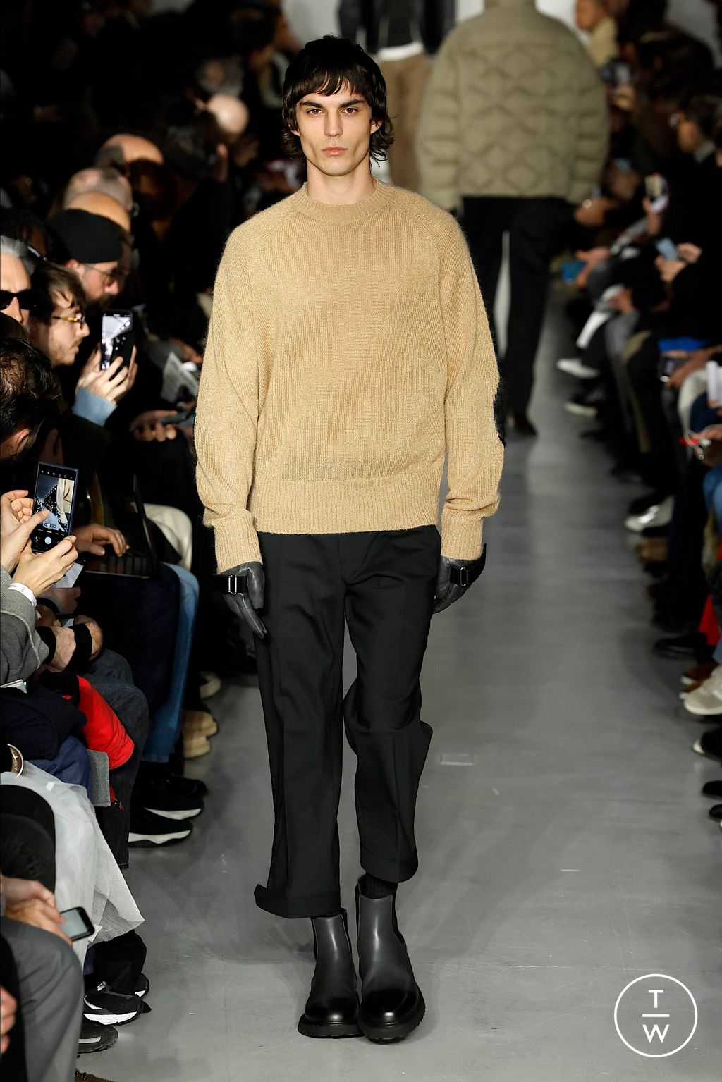 Fashion Week Milan Fall/Winter 2024 look 6 from the Neil Barrett collection 男装