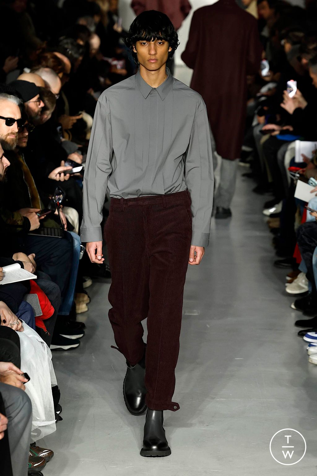 Fashion Week Milan Fall/Winter 2024 look 16 from the Neil Barrett collection 男装