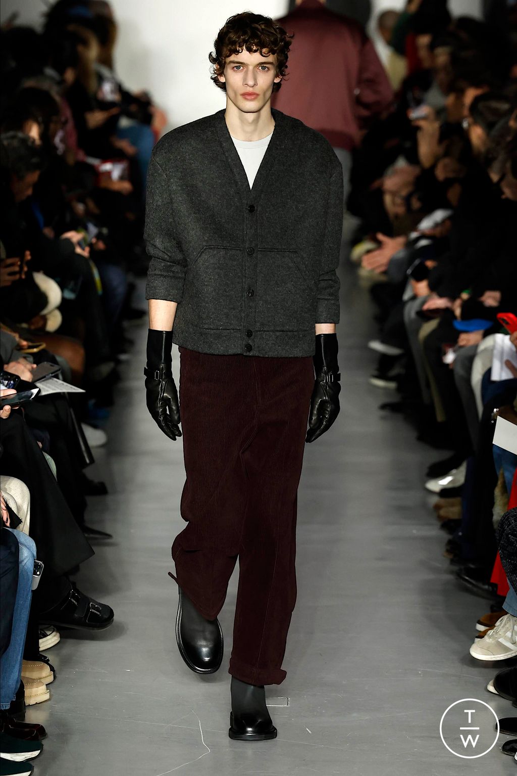 Fashion Week Milan Fall/Winter 2024 look 18 from the Neil Barrett collection 男装