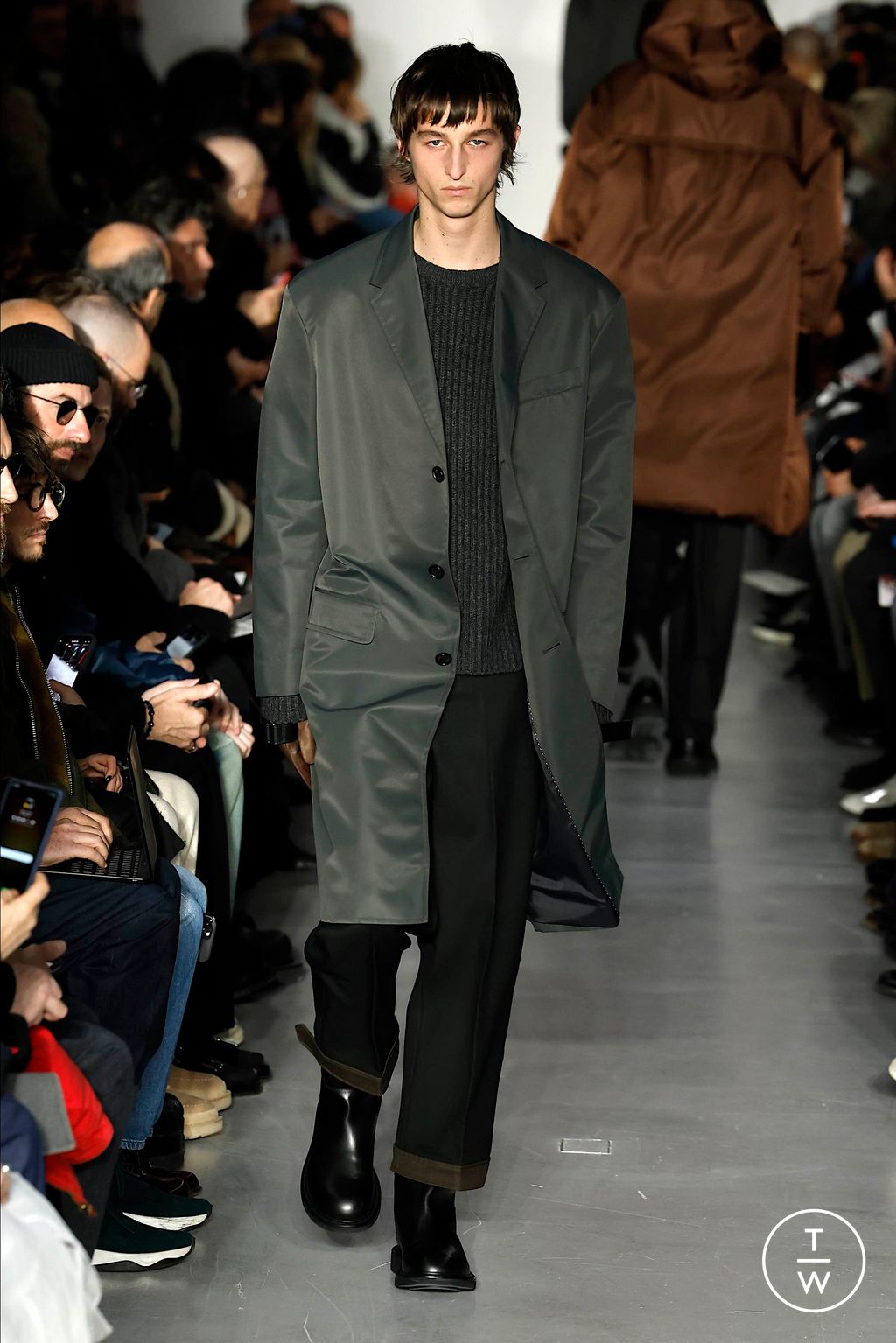 Fashion Week Milan Fall/Winter 2024 look 29 de la collection Neil Barrett menswear