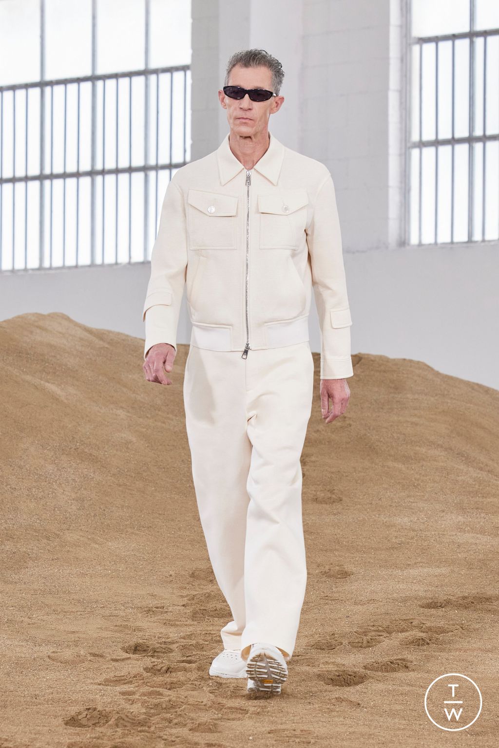 Fashion Week Milan Spring/Summer 2023 look 4 from the Neil Barrett collection menswear