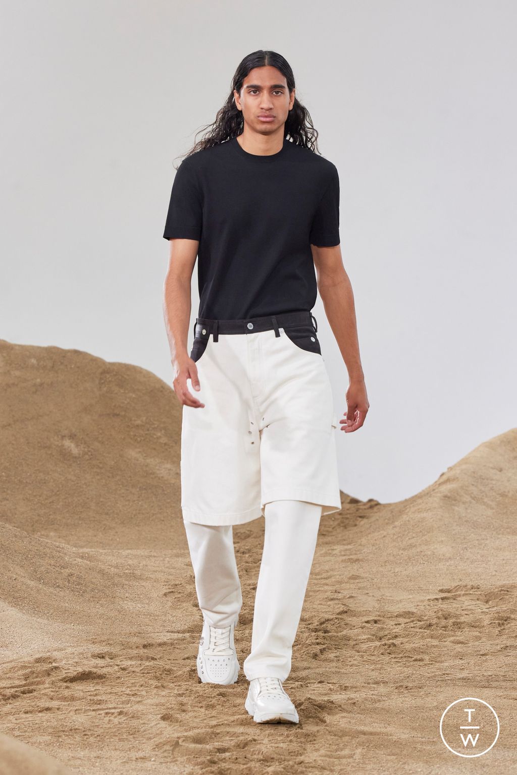 Fashion Week Milan Spring/Summer 2023 look 11 from the Neil Barrett collection menswear