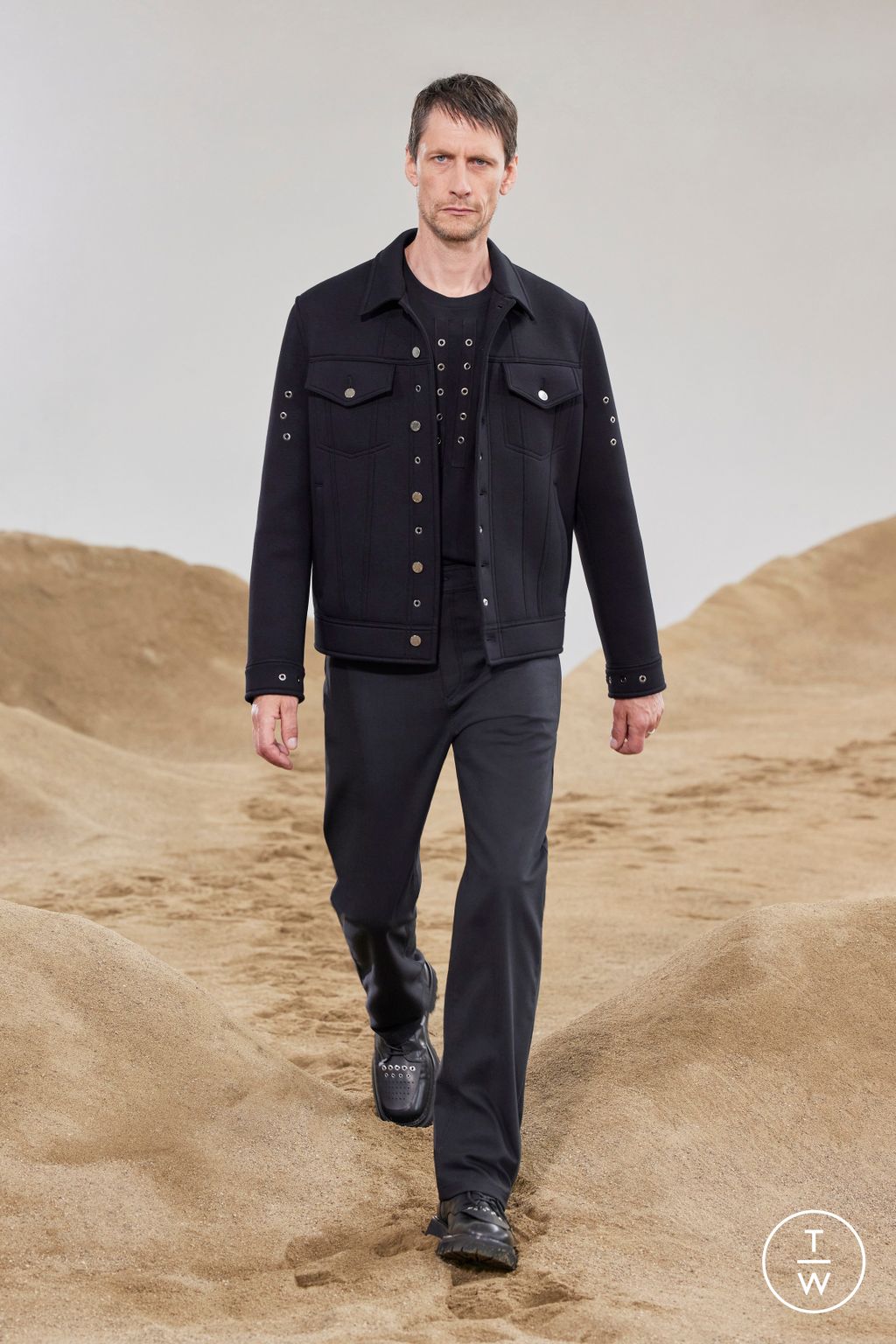Fashion Week Milan Spring/Summer 2023 look 27 from the Neil Barrett collection menswear