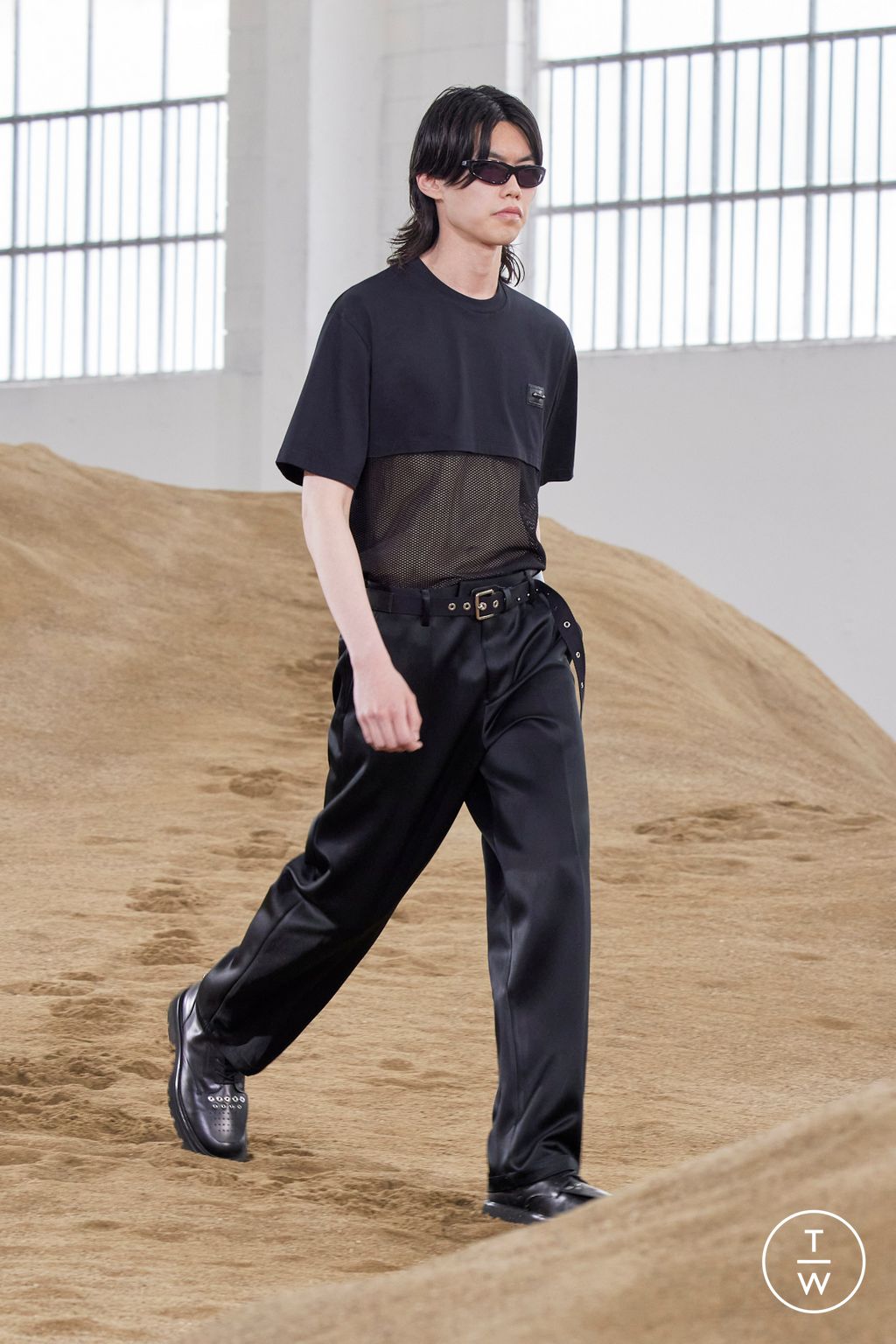 Fashion Week Milan Spring/Summer 2023 look 31 from the Neil Barrett collection menswear