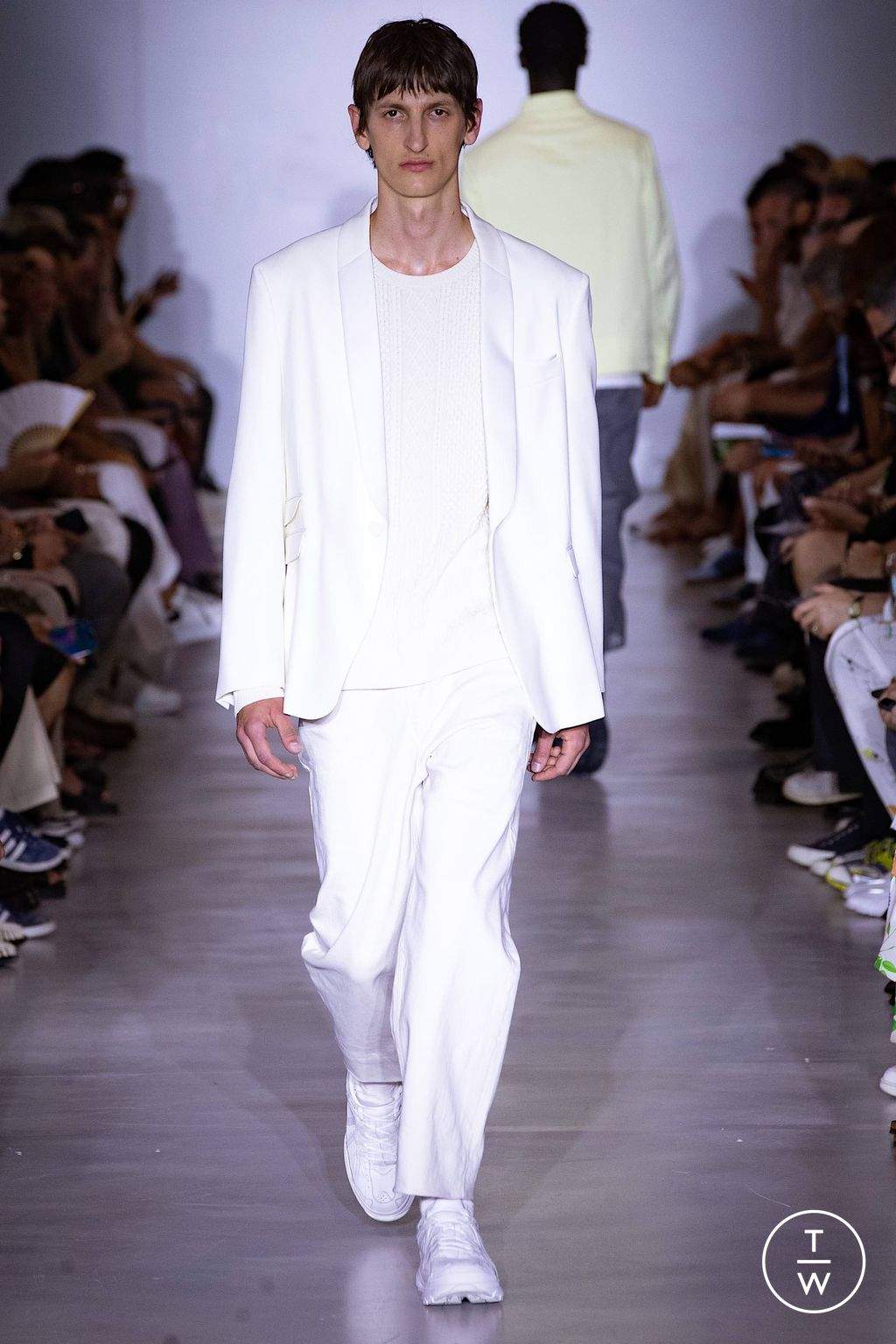 Fashion Week Milan Spring/Summer 2024 look 23 de la collection Neil Barrett menswear
