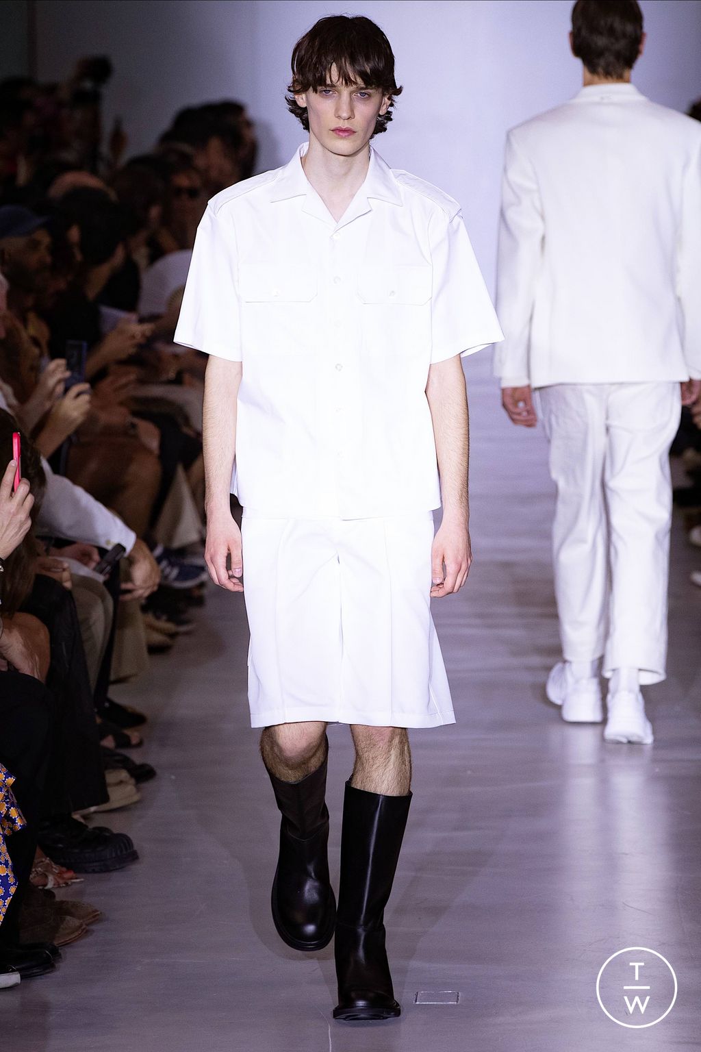 Fashion Week Milan Spring/Summer 2024 look 24 from the Neil Barrett collection 男装