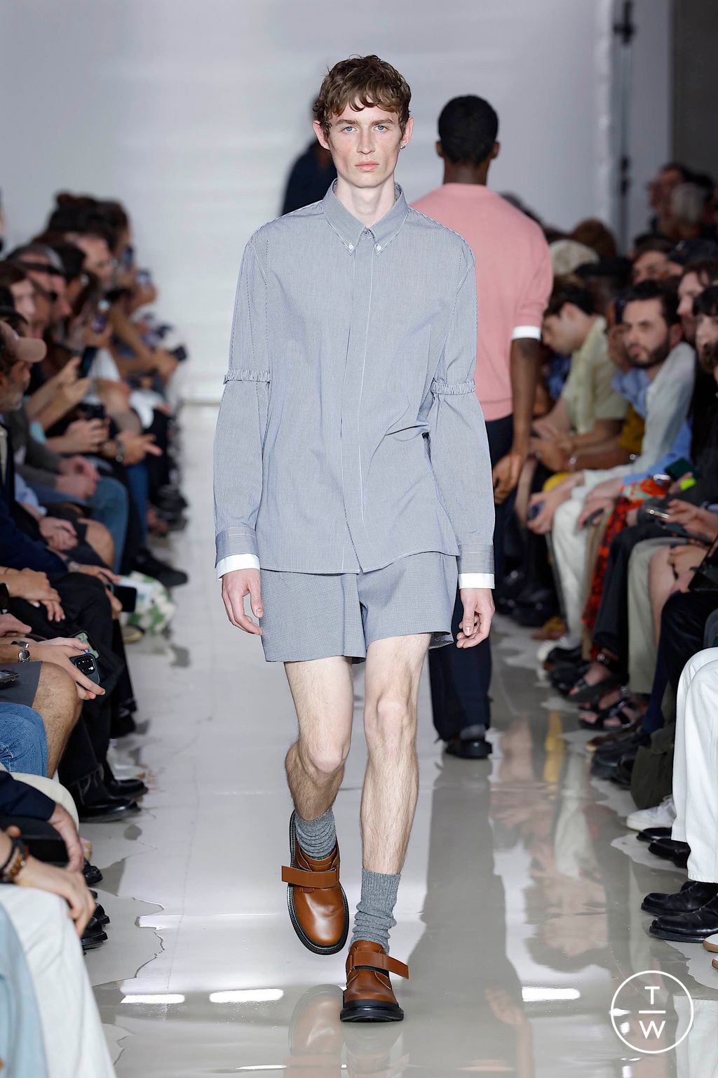 Fashion Week Milan Spring-Summer 2025 look 12 from the Neil Barrett collection 男装