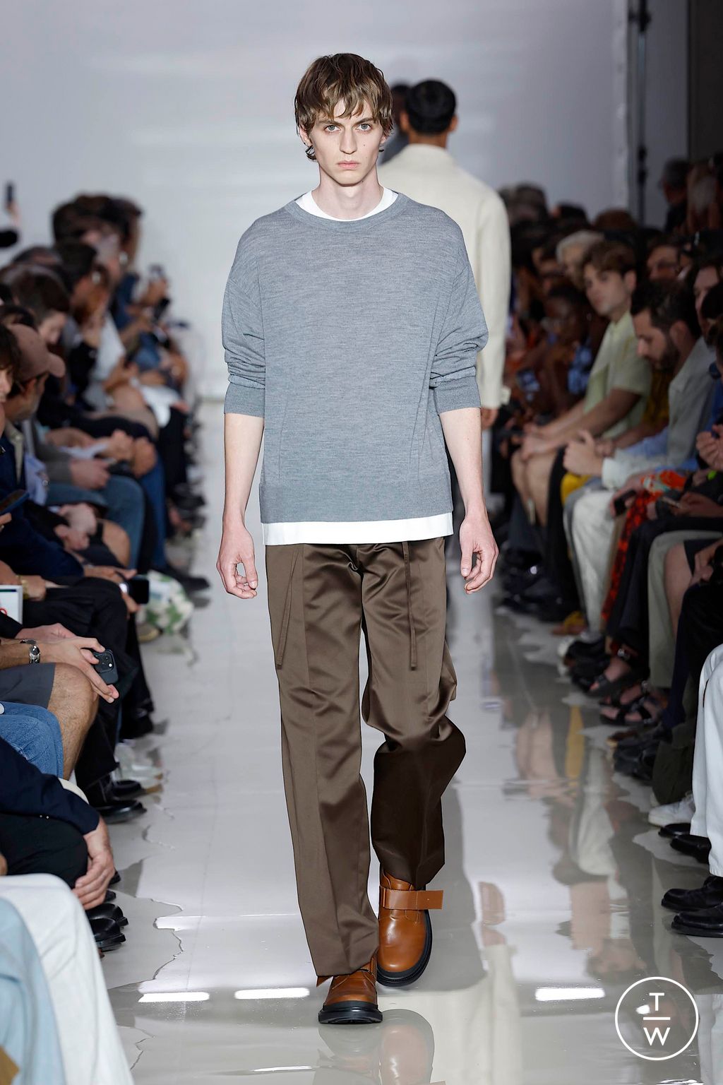 Fashion Week Milan Spring-Summer 2025 look 17 from the Neil Barrett collection menswear