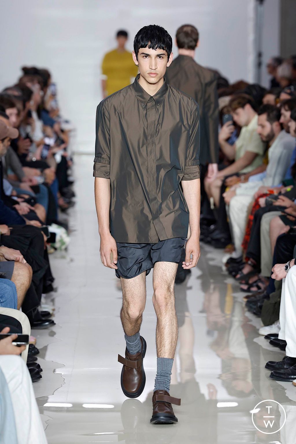 Fashion Week Milan Spring-Summer 2025 look 23 from the Neil Barrett collection 男装