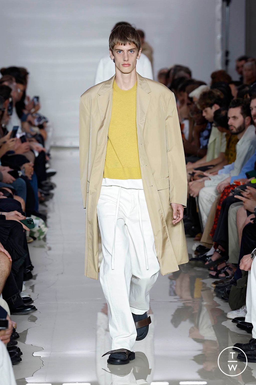 Fashion Week Milan Spring-Summer 2025 look 26 from the Neil Barrett collection menswear