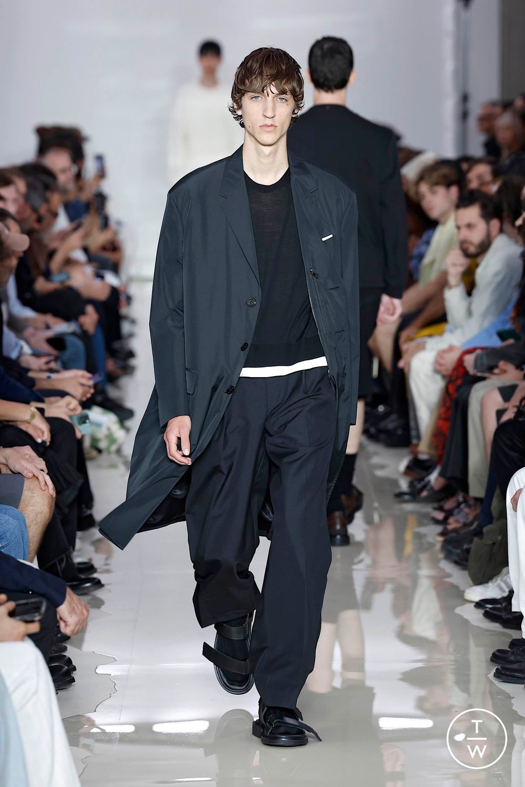 Fashion Week Milan Spring-Summer 2025 look 32 from the Neil Barrett collection menswear