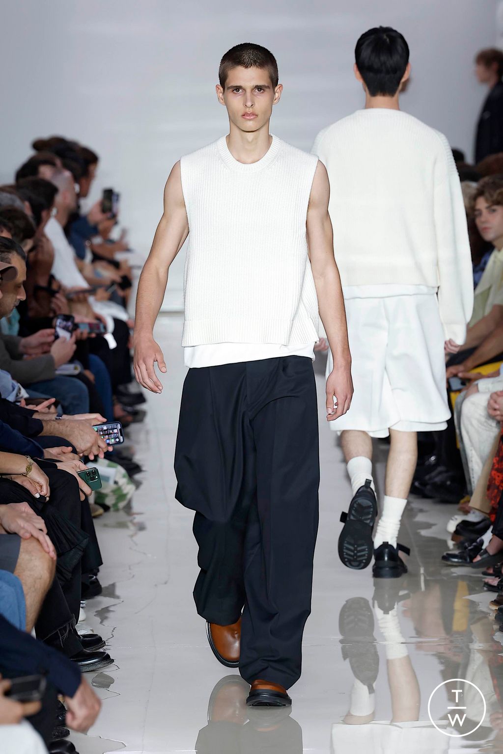 Fashion Week Milan Spring-Summer 2025 look 34 from the Neil Barrett collection menswear