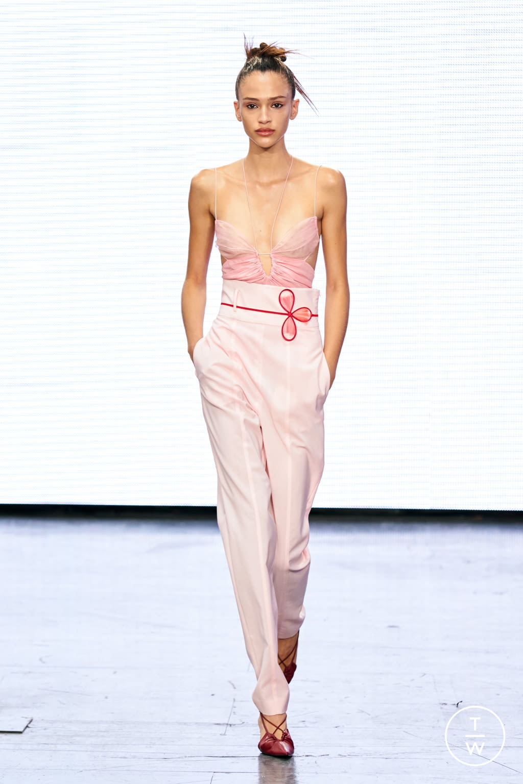 Fashion Week London Spring/Summer 2022 look 5 from the Nensi Dojaka collection womenswear