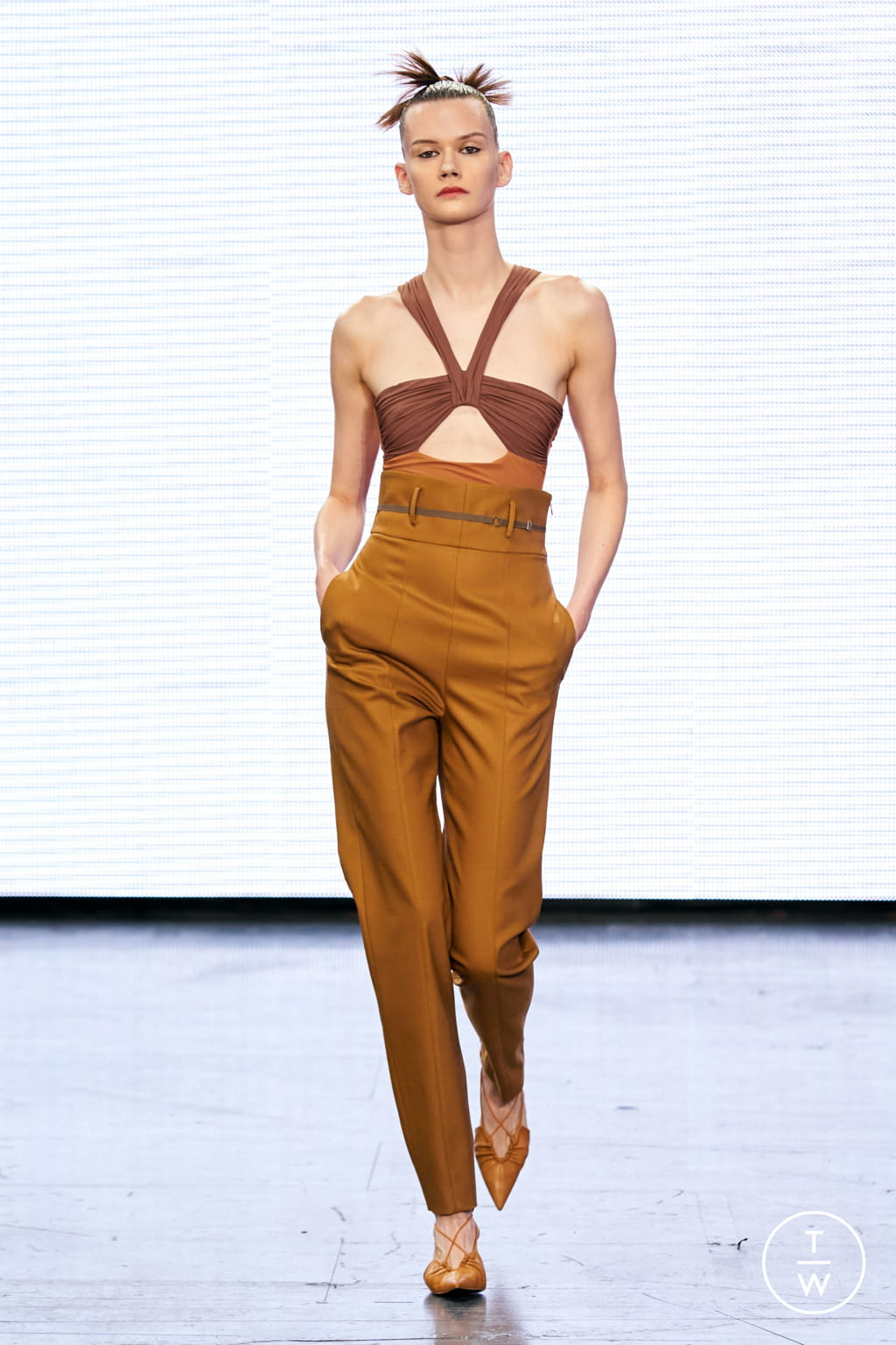 Fashion Week London Spring/Summer 2022 look 7 from the Nensi Dojaka collection womenswear