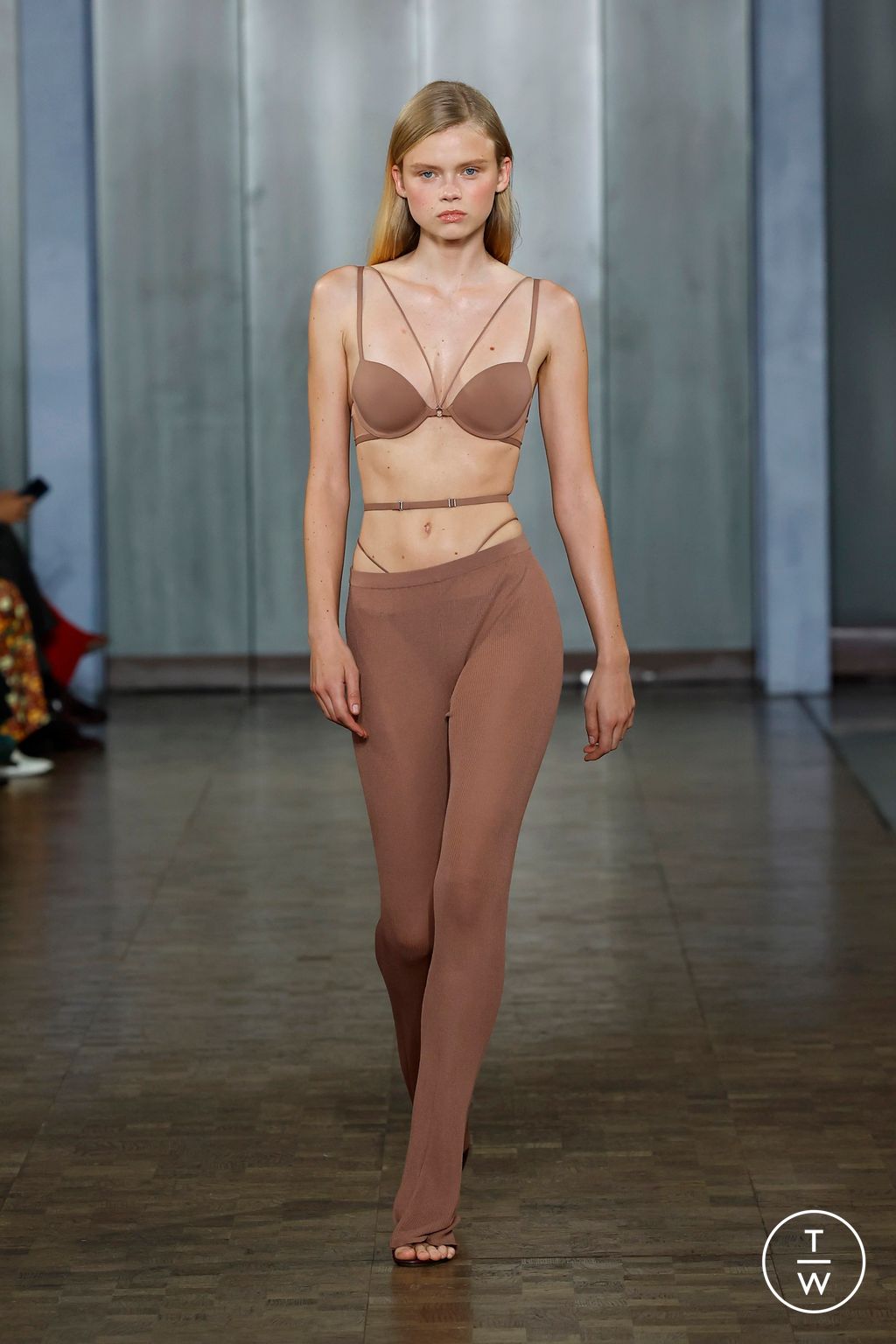 Fashion Week London Spring/Summer 2025 look 18 from the Nensi Dojaka collection womenswear