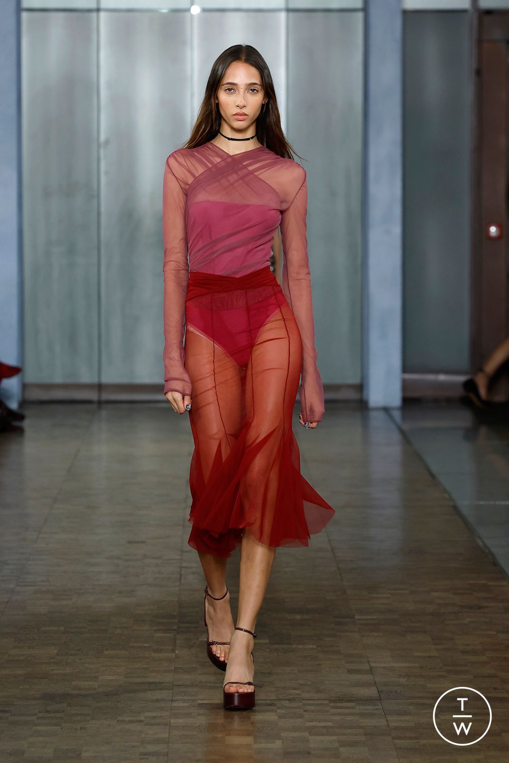Fashion Week London Spring/Summer 2025 look 37 from the Nensi Dojaka collection womenswear