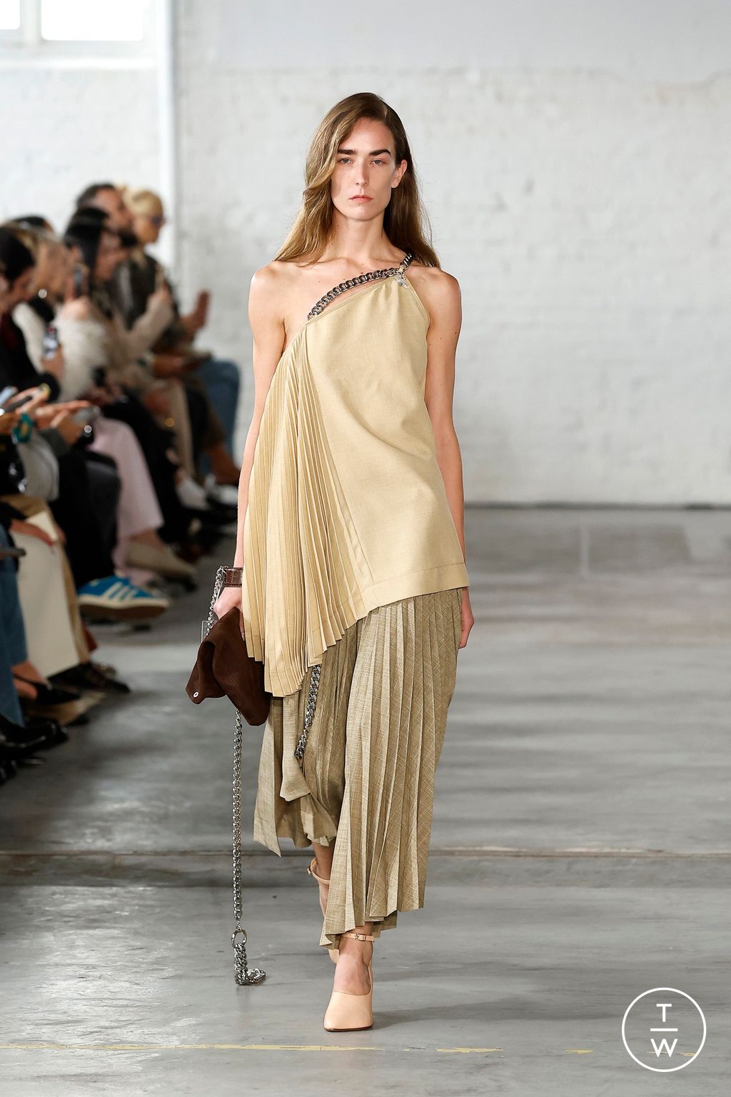 Fashion Week Paris Spring-Summer 2025 look 14 from the Niccolò Pasqualetti collection womenswear