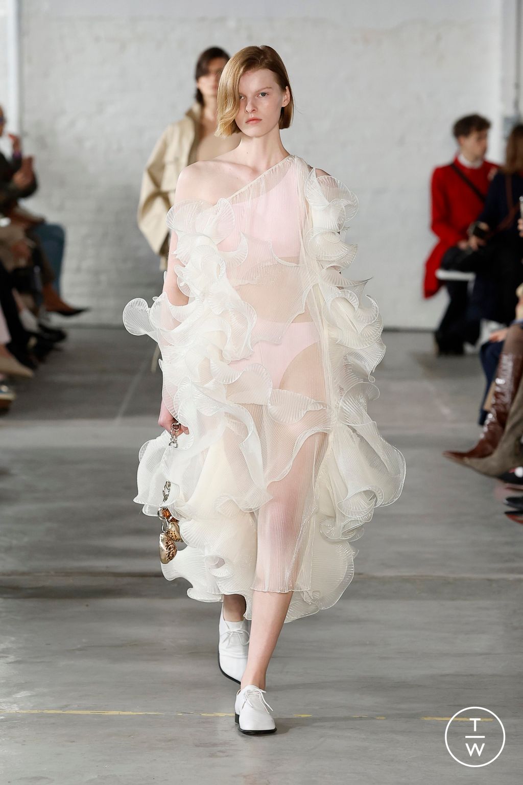 Fashion Week Paris Spring-Summer 2025 look 22 de la collection Niccolò Pasqualetti womenswear