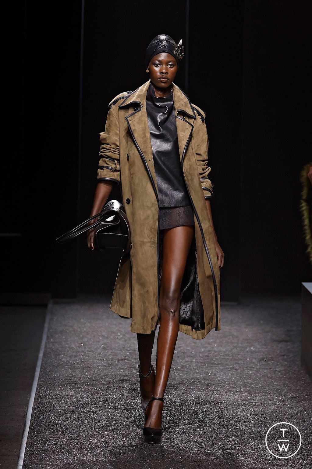 Fashion Week Paris Fall/Winter 2025 look 13 from the Nina Ricci collection womenswear