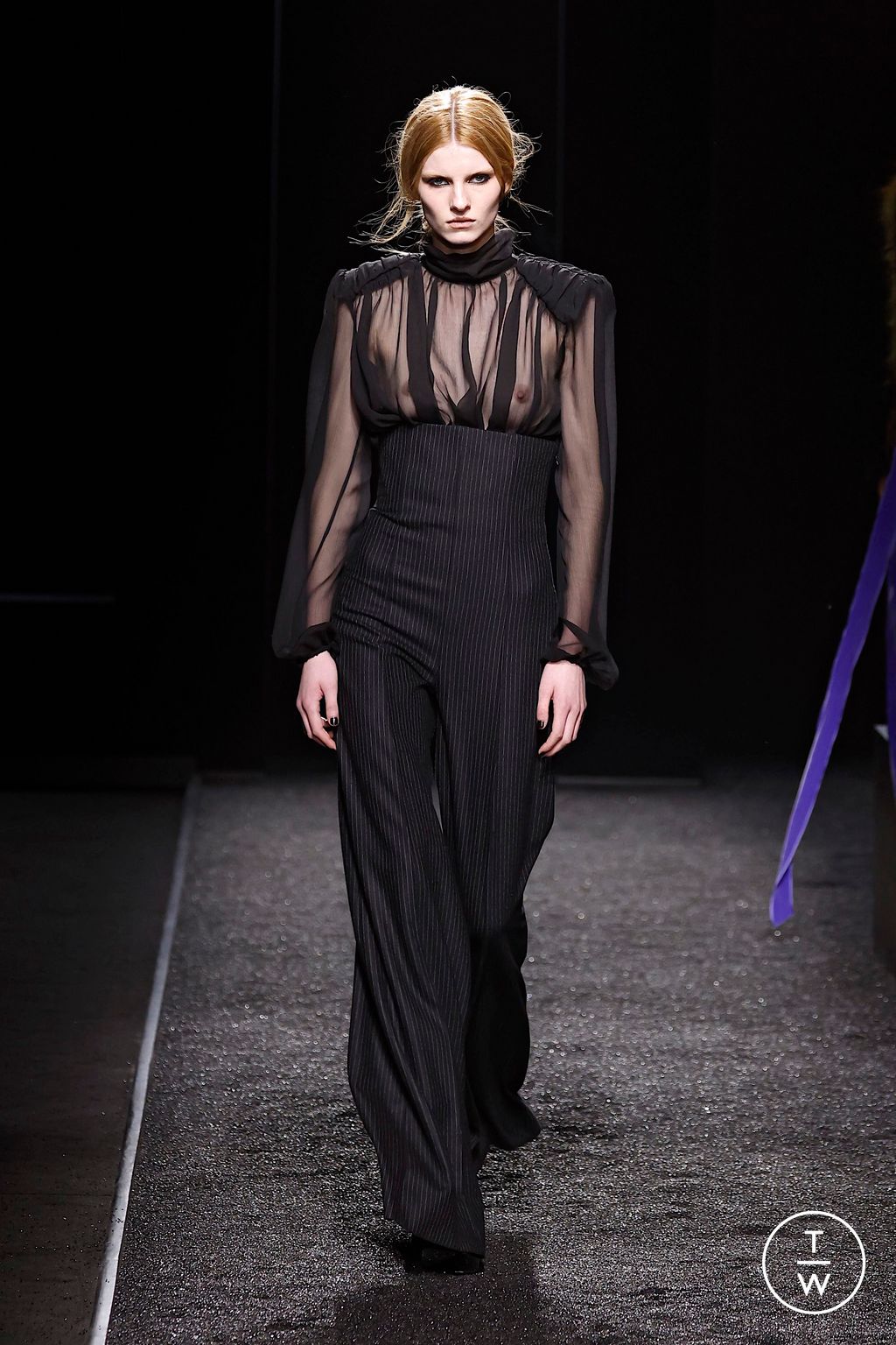 Fashion Week Paris Fall/Winter 2025 look 25 from the Nina Ricci collection womenswear