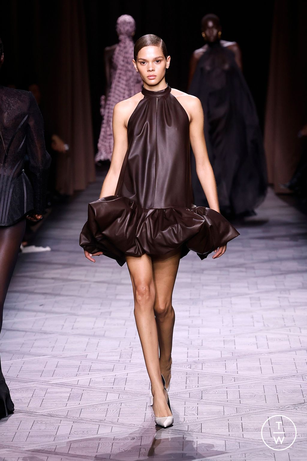Fashion Week Paris Spring/Summer 2025 look 30 from the Nina Ricci collection womenswear