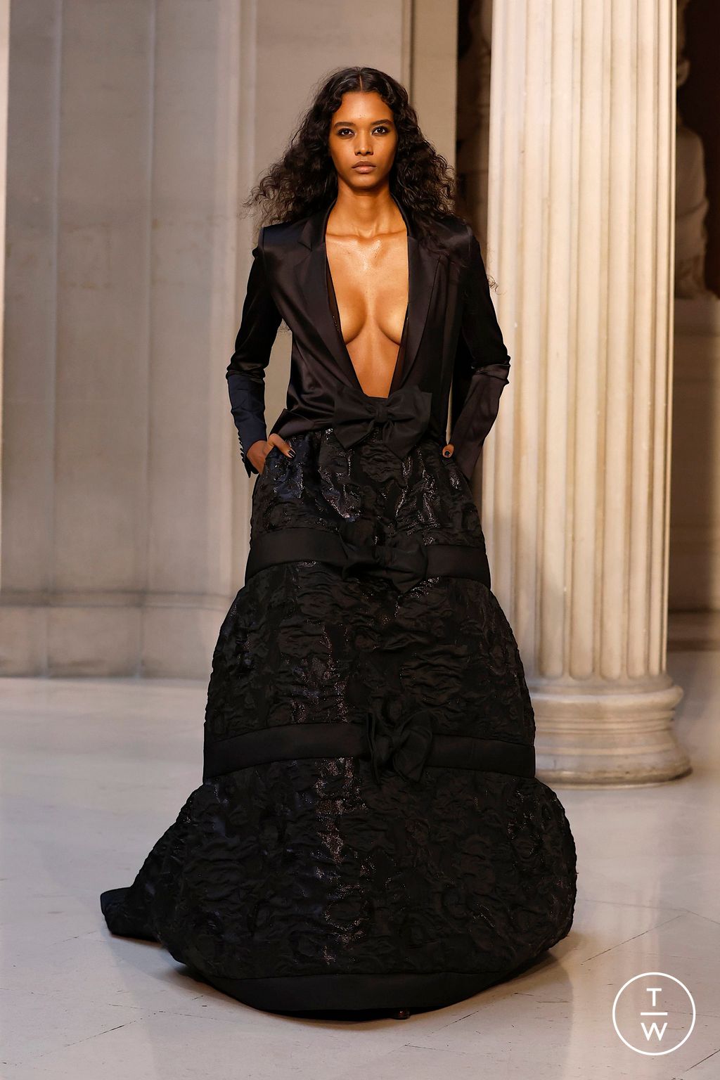 Fashion Week Paris Spring/Summer 2026 look 1 from the Nina Ricci collection womenswear