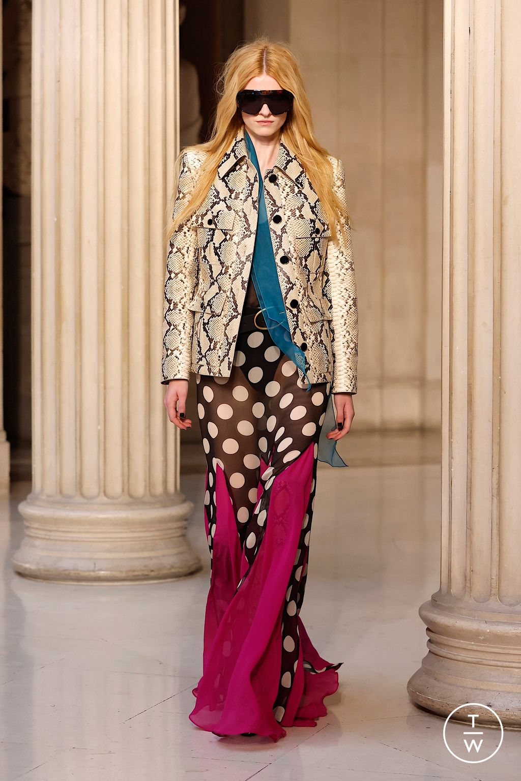 Fashion Week Paris Spring/Summer 2026 look 20 from the Nina Ricci collection womenswear