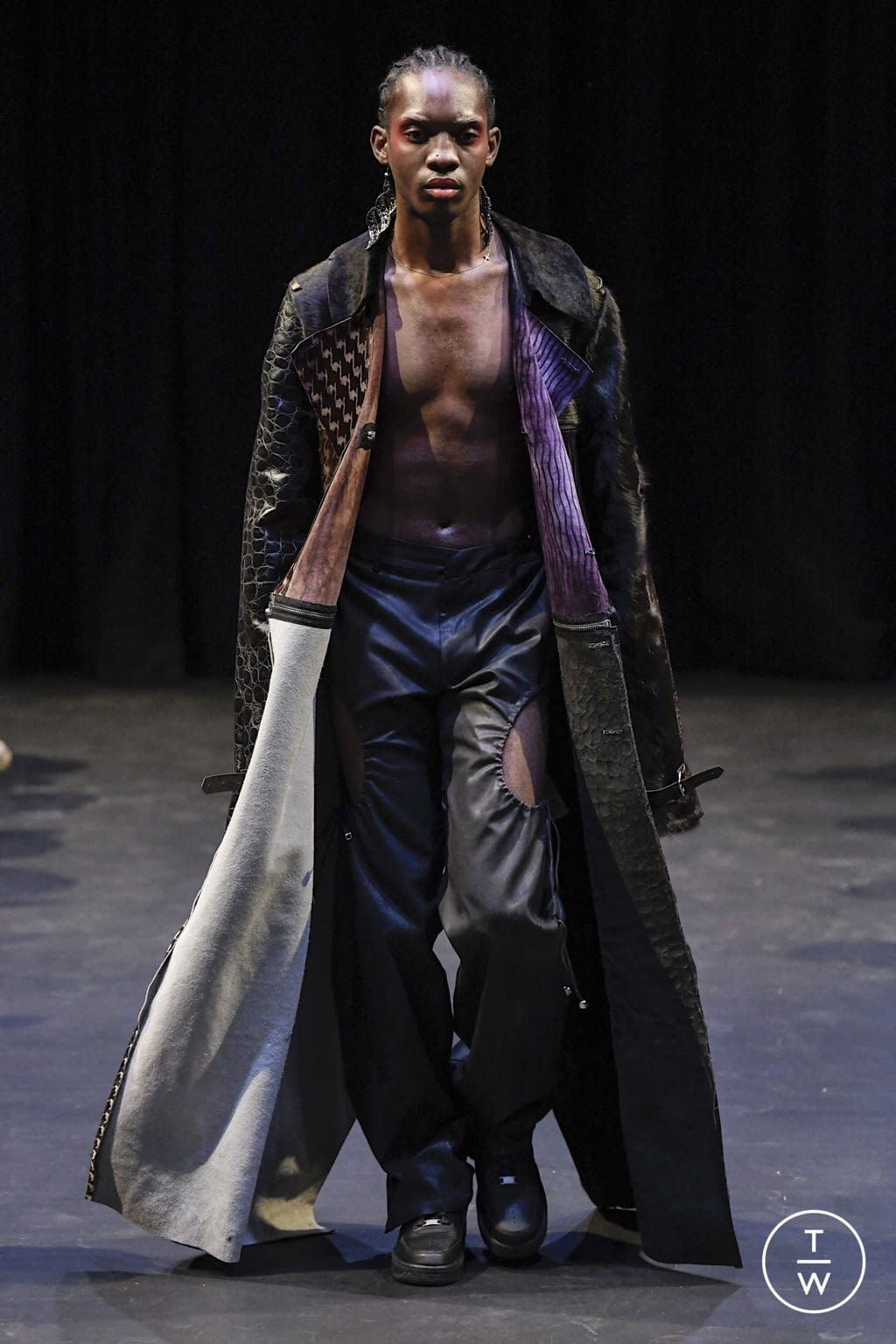 Fashion Week New York Fall/Winter 2022 look 40 from the No Sesso collection 女装
