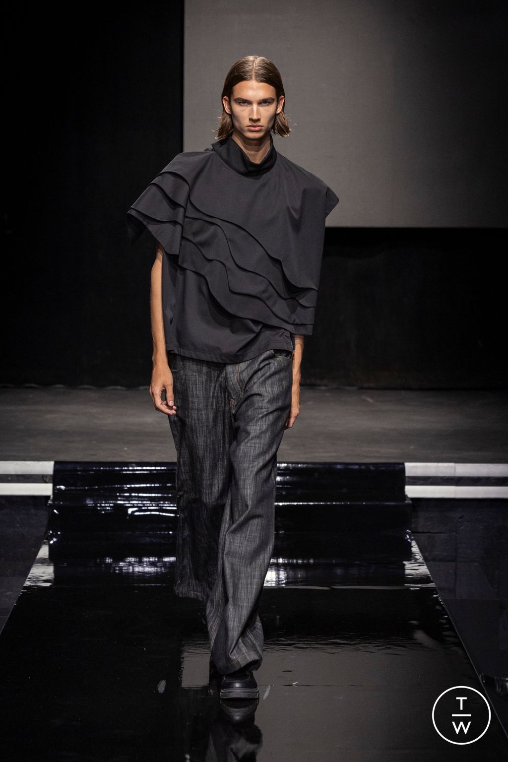 Fashion Week Paris Spring-Summer 2025 look 37 from the Saudi 100 collection menswear