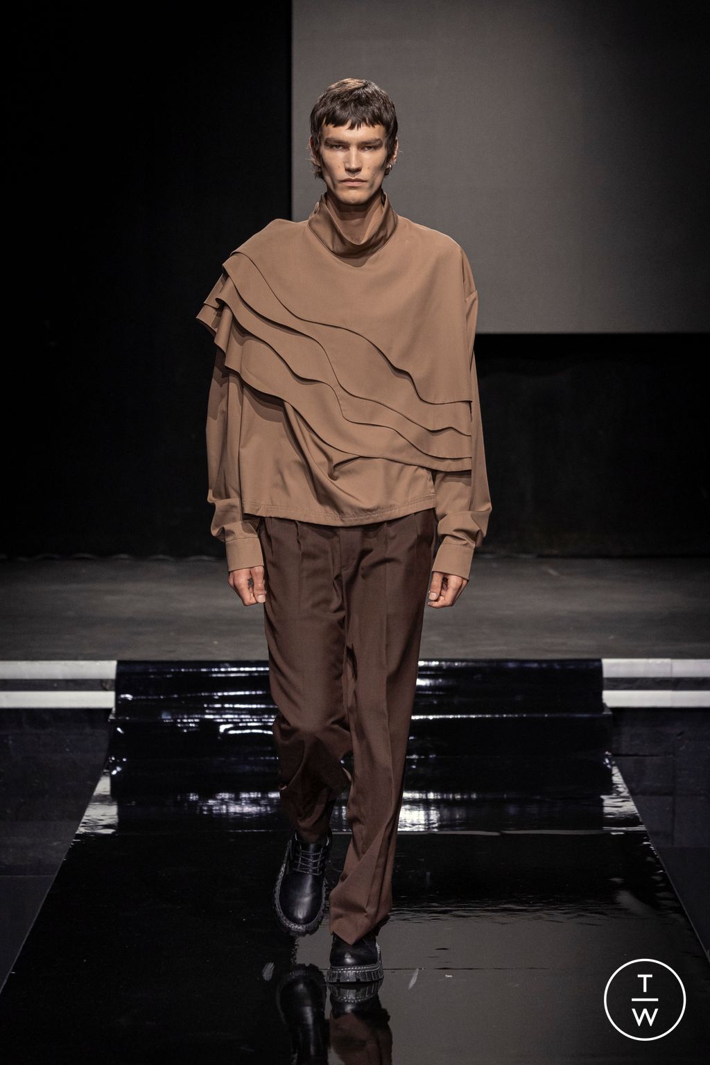Fashion Week Paris Spring-Summer 2025 look 3 from the Noble & Fresh - Saudi 100 collection menswear