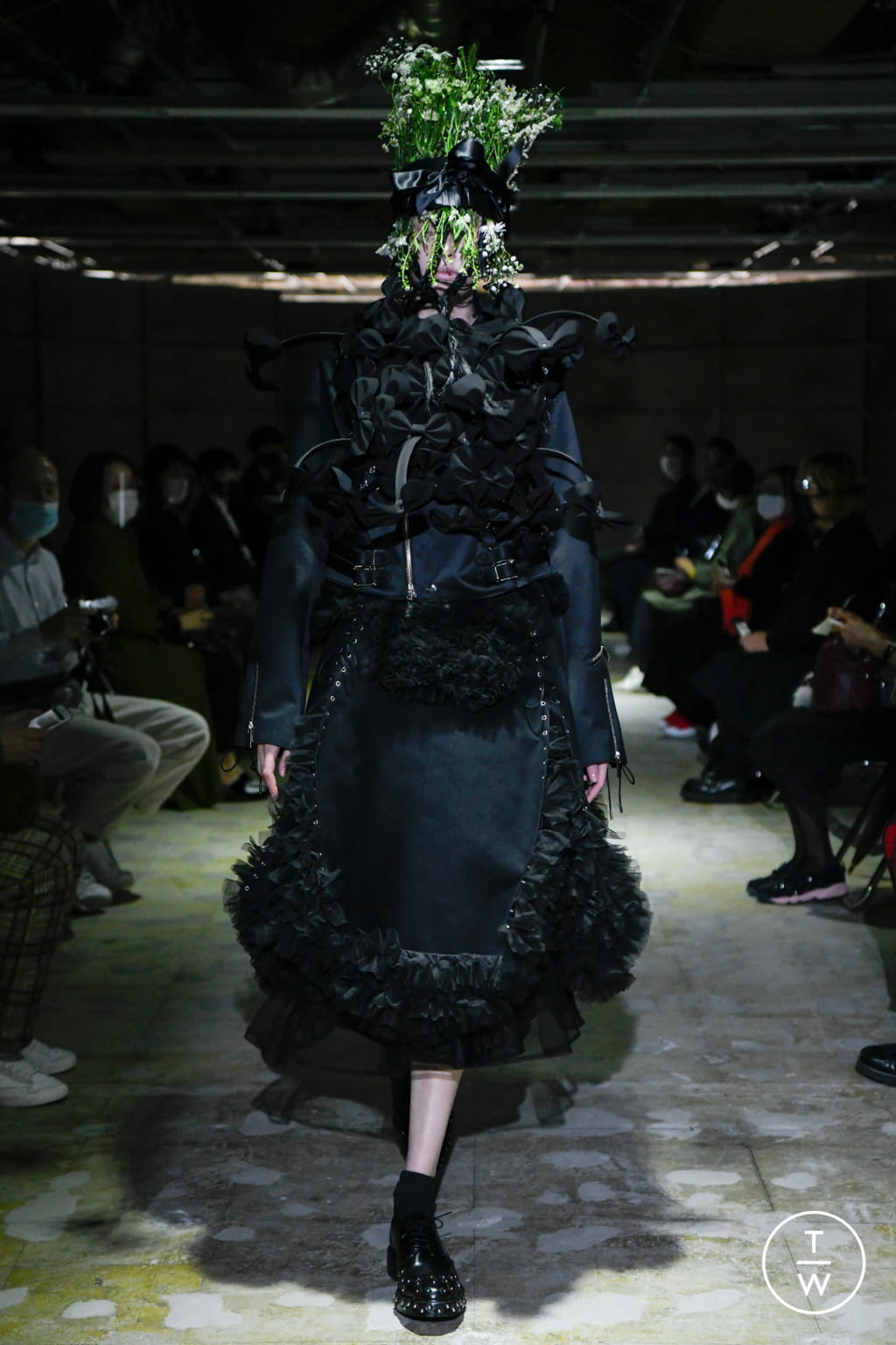 Fashion Week Paris Spring/Summer 2021 look 7 from the Noir Kei Ninomiya collection womenswear