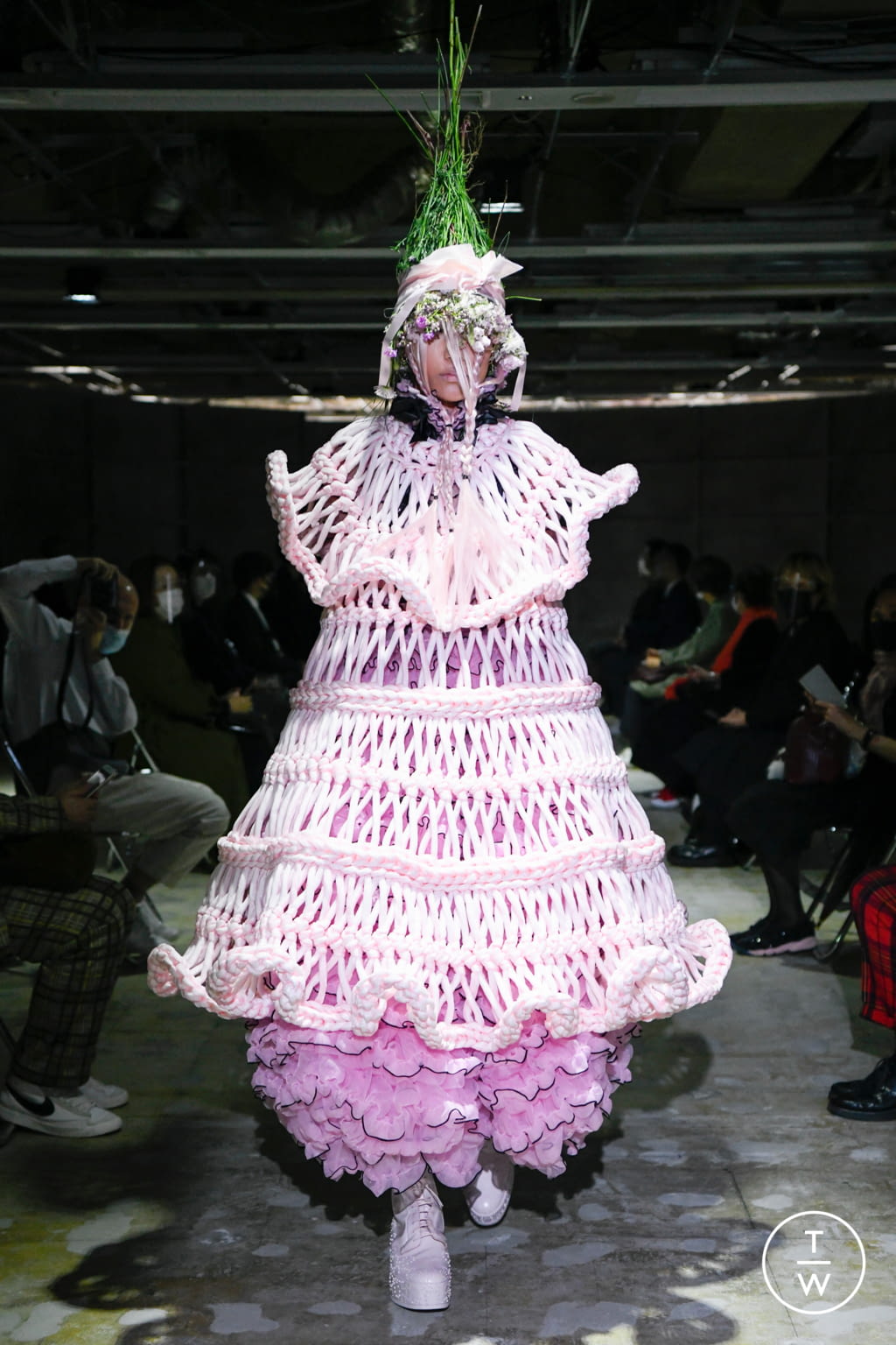 Fashion Week Paris Spring/Summer 2021 look 12 de la collection Noir Kei Ninomiya womenswear