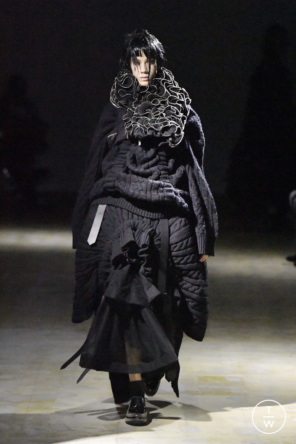 Fashion Week Paris Fall/Winter 2021 look 15 de la collection Noir Kei Ninomiya womenswear