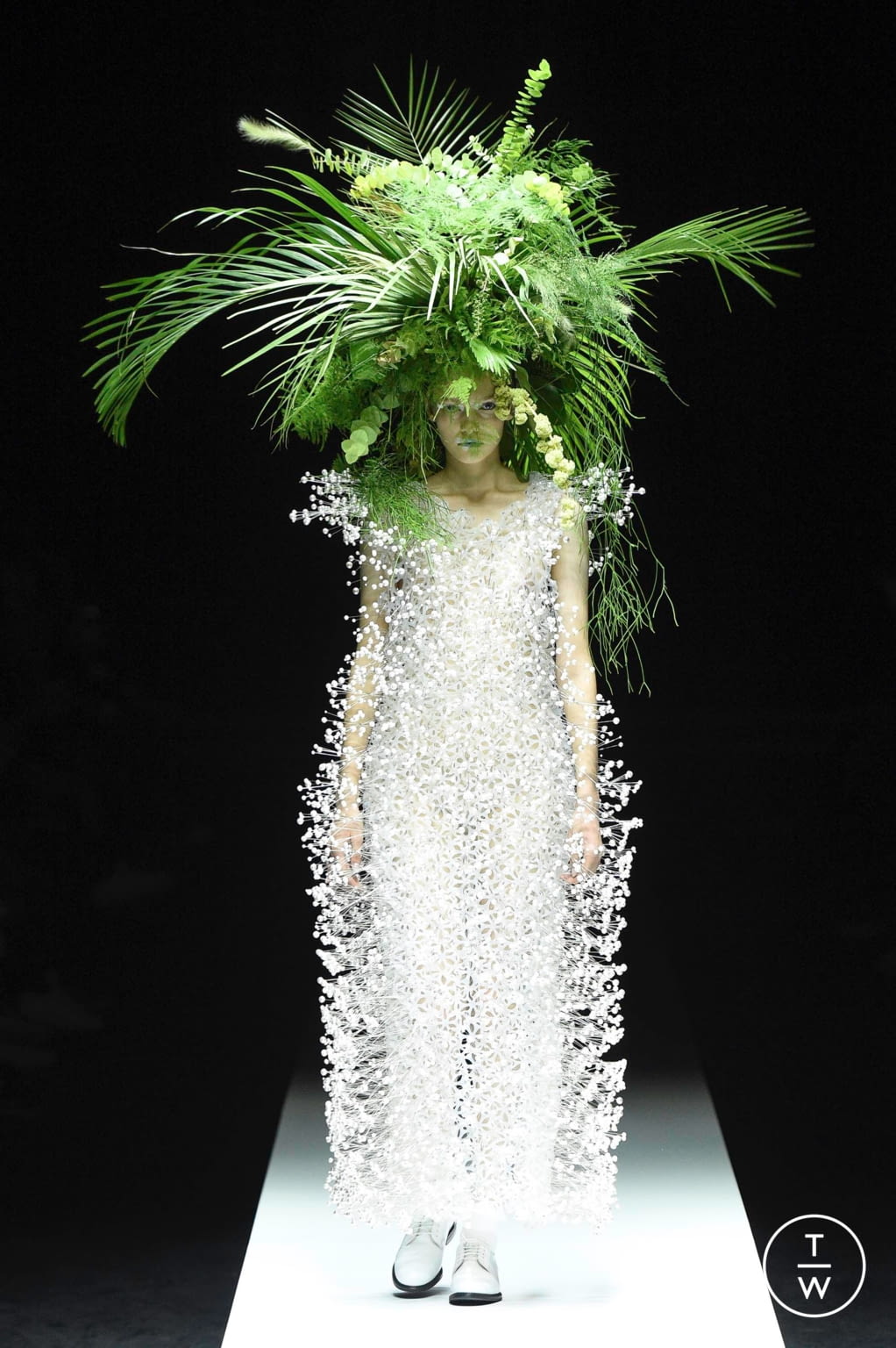 Fashion Week Paris Spring/Summer 2020 look 1 de la collection Noir Kei Ninomiya womenswear