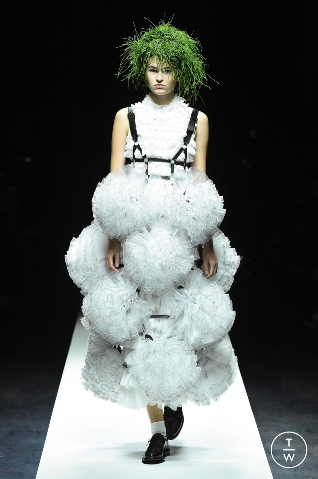 Fashion Week Paris Spring/Summer 2020 look 5 de la collection Noir Kei Ninomiya womenswear