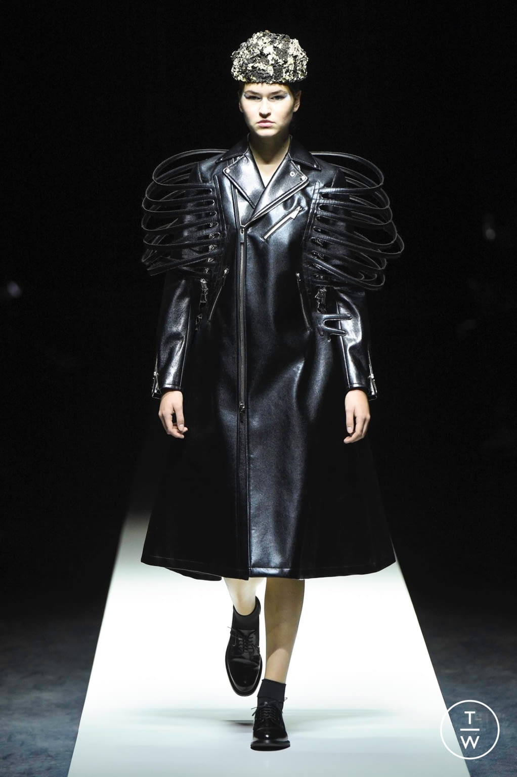 Fashion Week Paris Spring/Summer 2020 look 21 de la collection Noir Kei Ninomiya womenswear