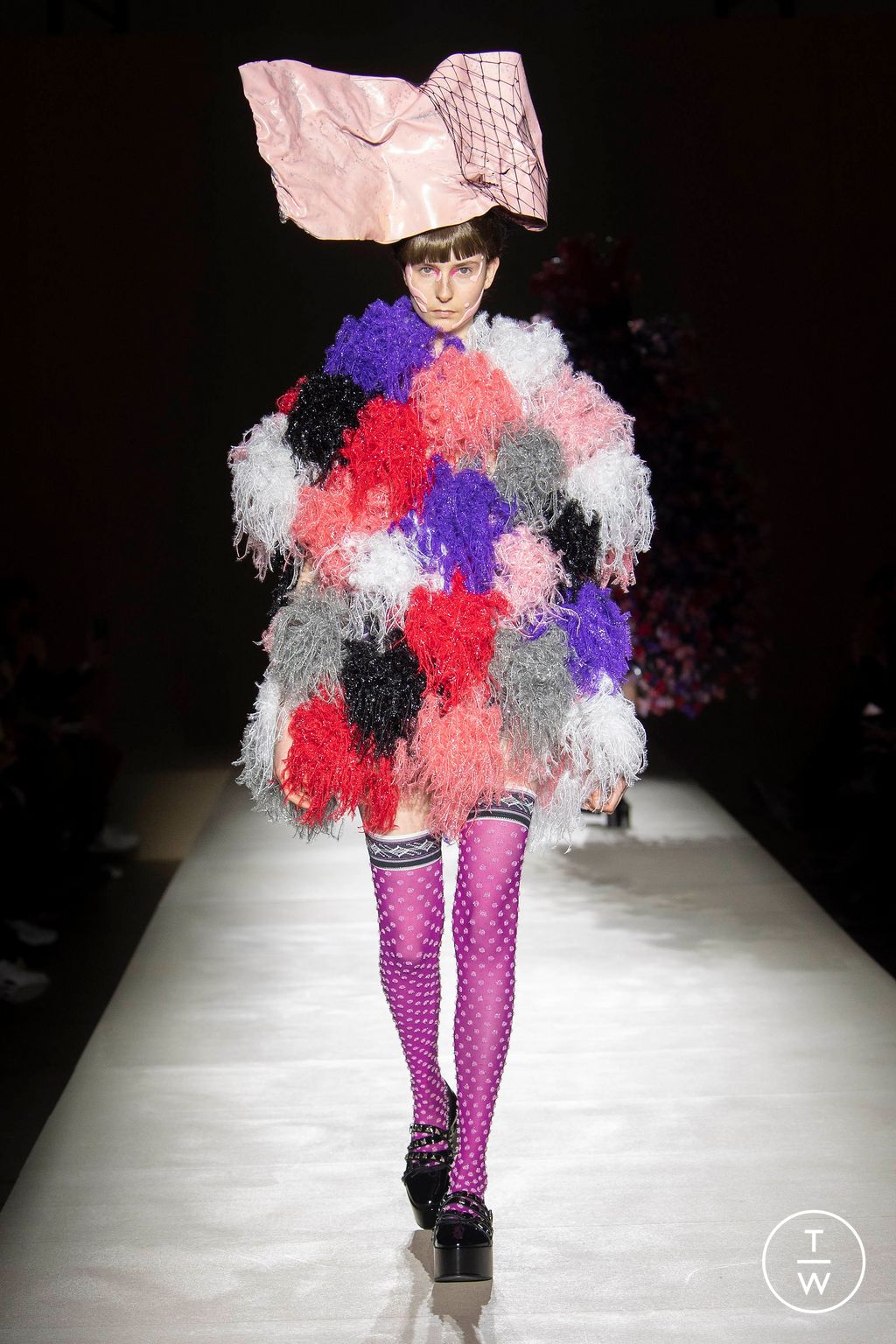 Fashion Week Paris Fall/Winter 2023 look 5 from the Noir Kei Ninomiya collection womenswear