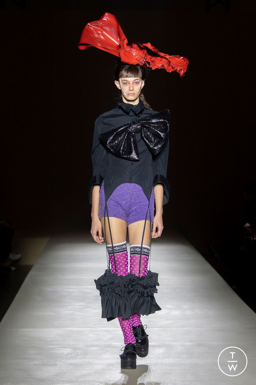 Fashion Week Paris Fall/Winter 2023 look 10 from the Noir Kei Ninomiya collection 女装