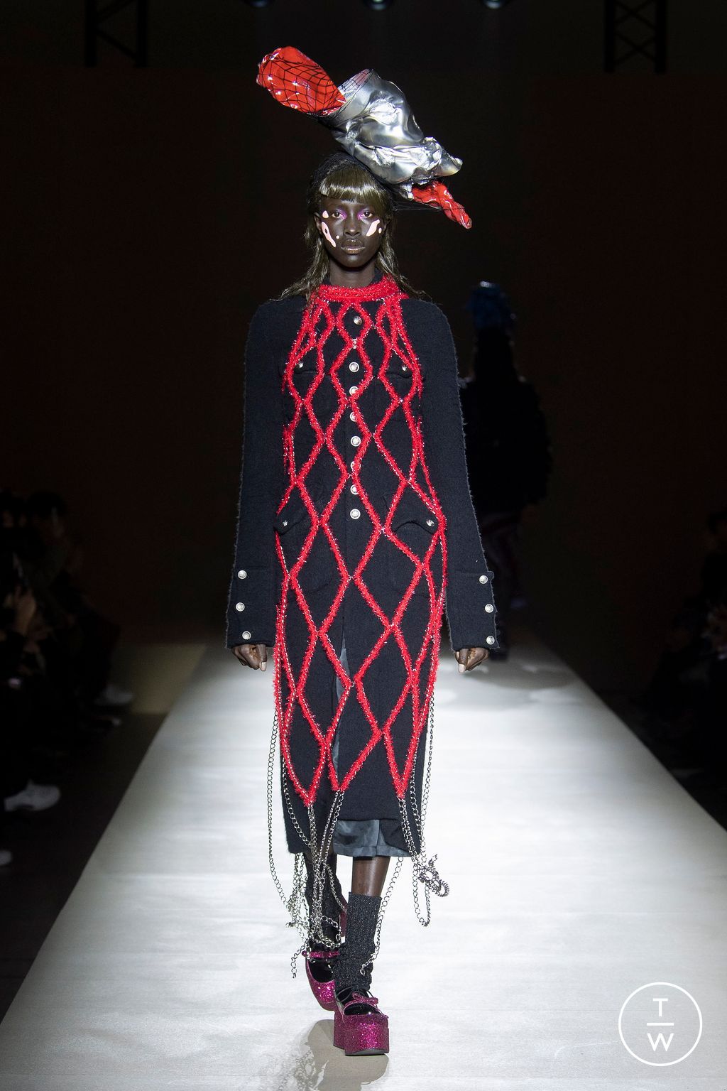 Fashion Week Paris Fall/Winter 2023 look 17 from the Noir Kei Ninomiya collection womenswear
