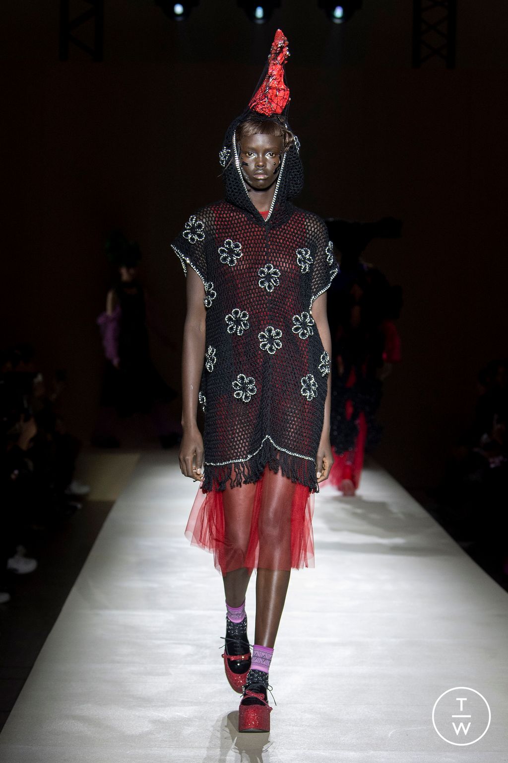 Fashion Week Paris Fall/Winter 2023 look 21 from the Noir Kei Ninomiya collection womenswear