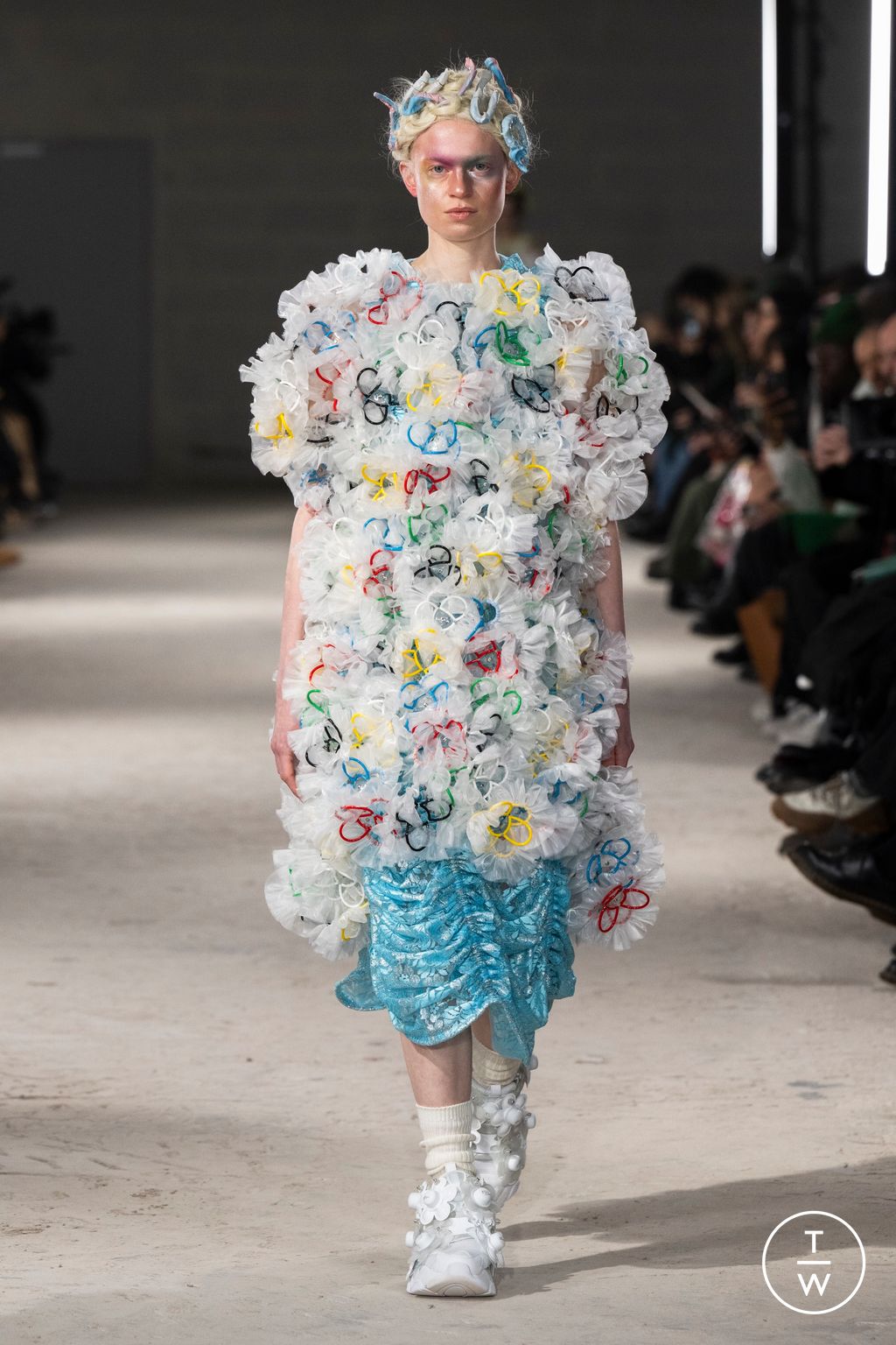 Fashion Week Paris Fall/Winter 2024 look 3 from the Noir Kei Ninomiya collection womenswear