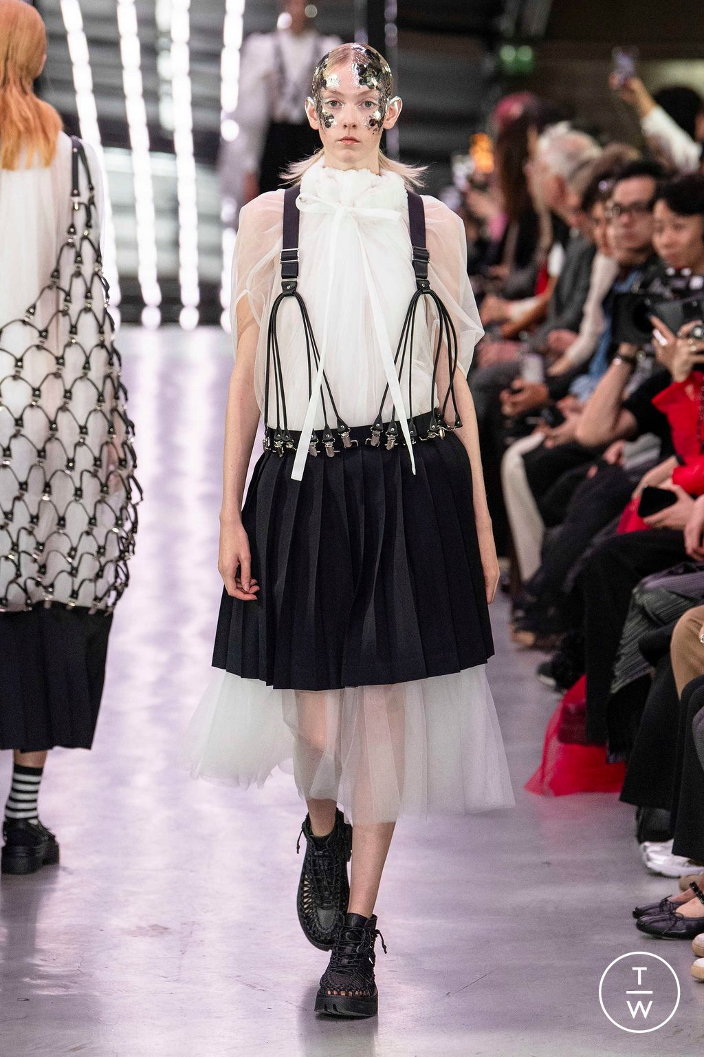 Fashion Week Paris Spring/Summer 2024 look 5 from the Noir Kei Ninomiya collection womenswear