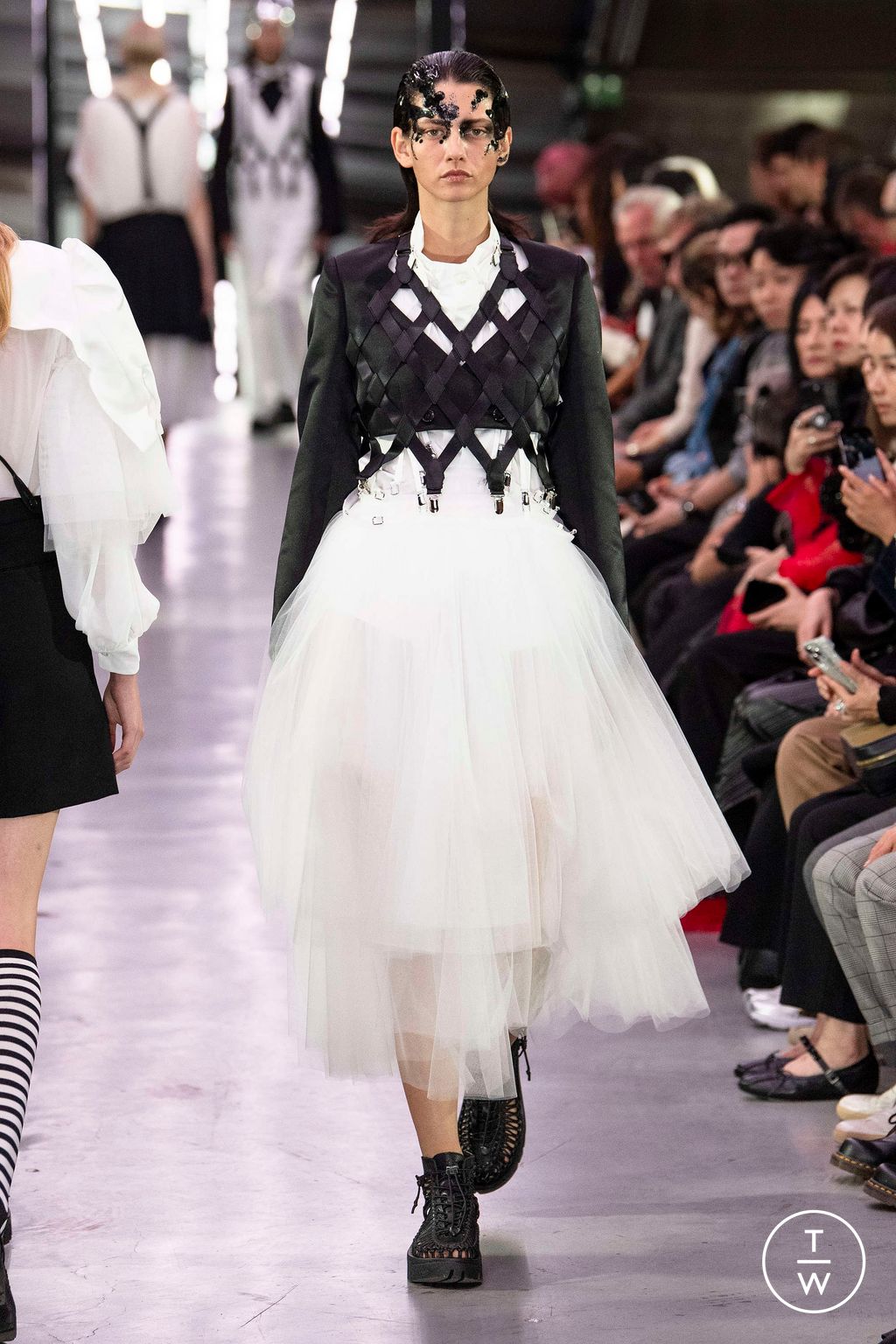 Fashion Week Paris Spring/Summer 2024 look 7 from the Noir Kei Ninomiya collection womenswear