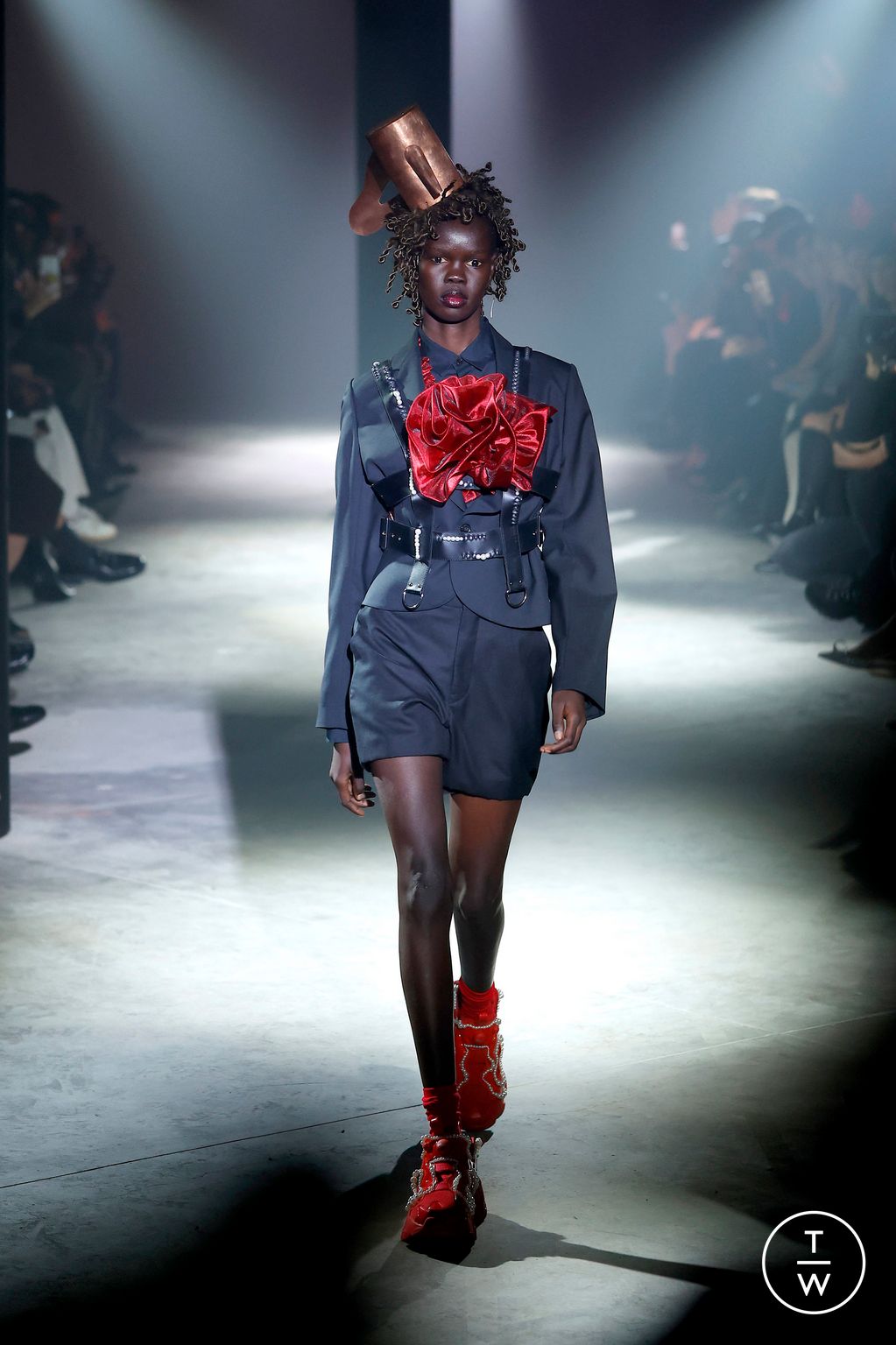 Fashion Week Paris Spring-Summer 2025 look 22 from the Noir Kei Ninomiya collection womenswear