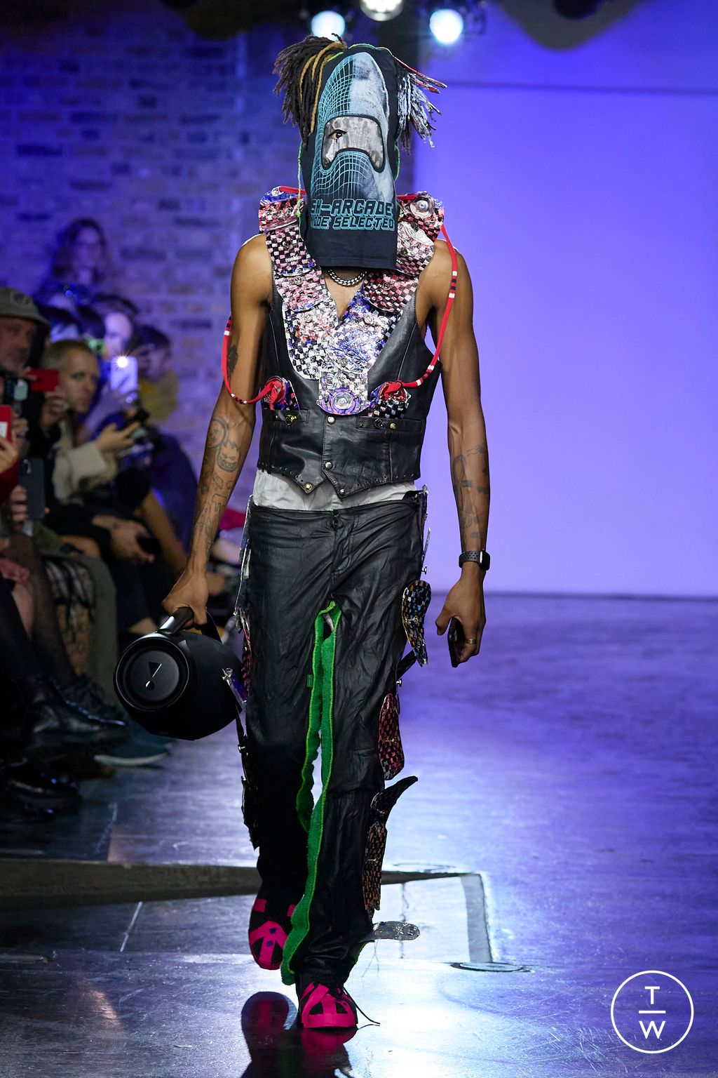 Fashion Week London Spring/Summer 2024 look 1 from the NOKI collection 女装